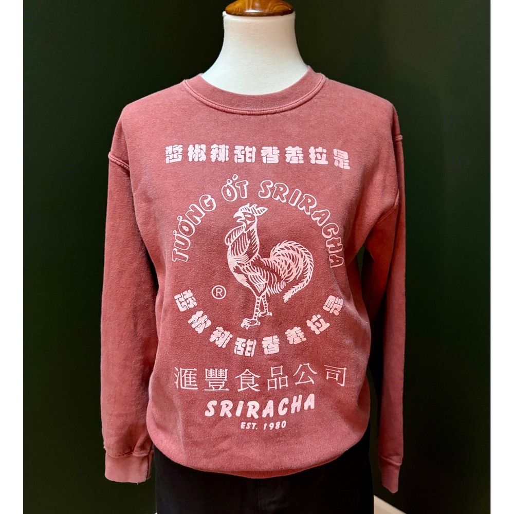 Sriracha‎ Rooster Graphic Pink Crew Neck Women's Small